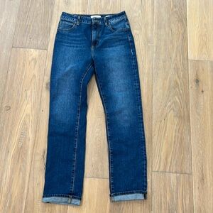 Guess Slim Straight High Rise 28 NWOT